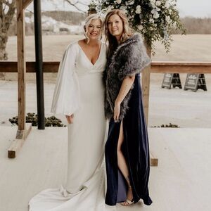 Elegant Off-Shoulder Navy Blue Dress